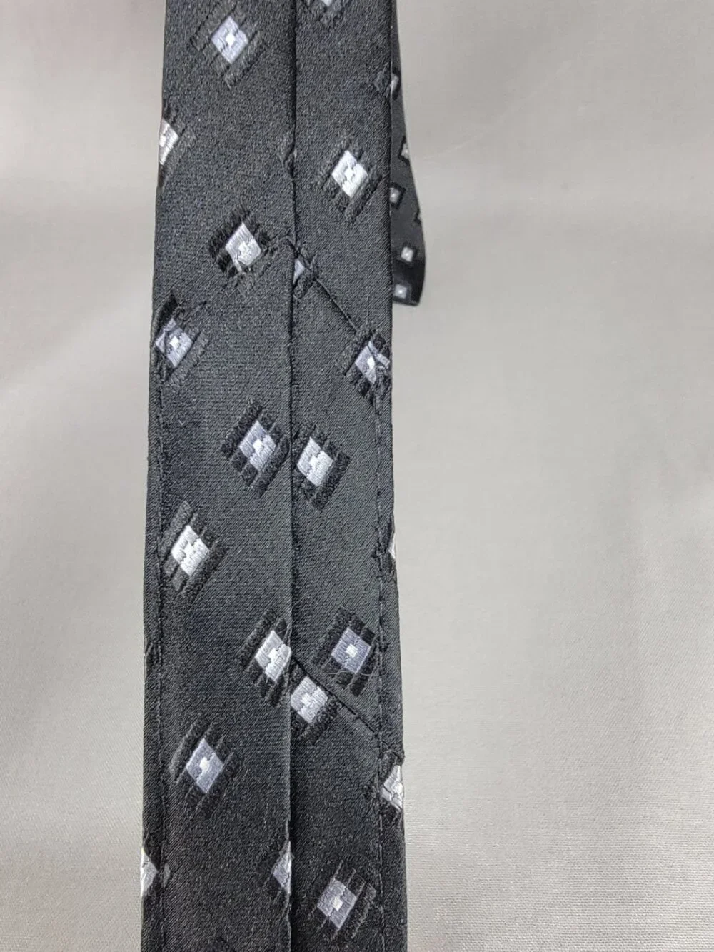 Pronto Uomo Silk Necktie Tie Mens Black Gray Geometric Diamond Square